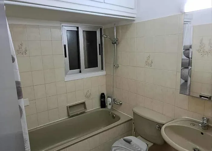 Center And Supermarket Walking Distance * リマソール